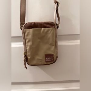 Lululemon Easy Access Crossbody Bag
